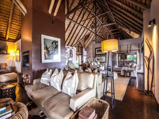 Nambiti Hills Private Game Lodge - 205408