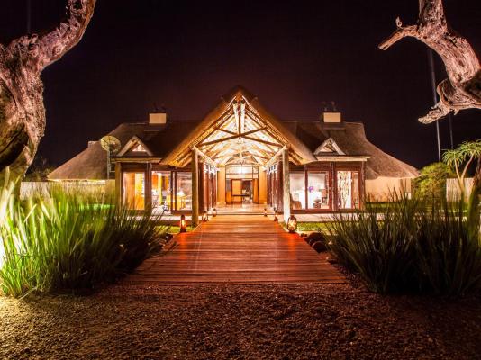 Nambiti Hills Private Game Lodge - 205421