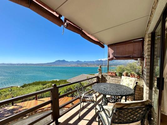 Artists Cottages Gordon's Bay - 205609