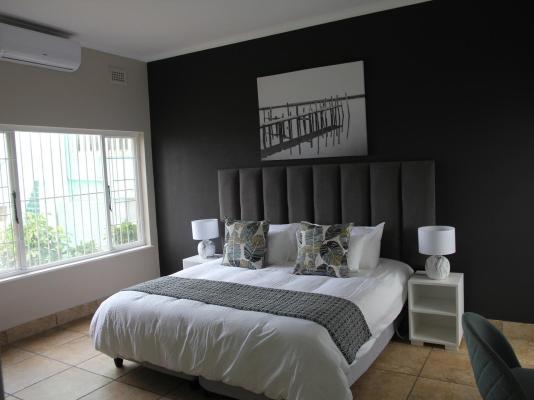 Room image 5
