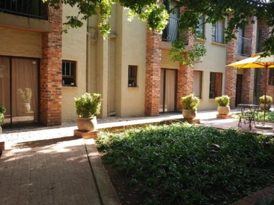 24 On Vrey Boutique Hotel - 207016