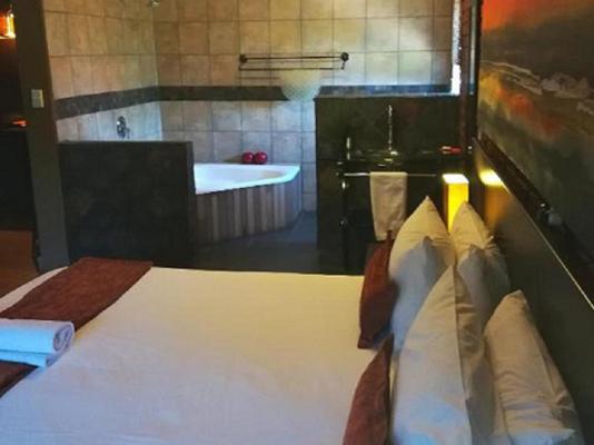 24 On Vrey Boutique Hotel - 207033