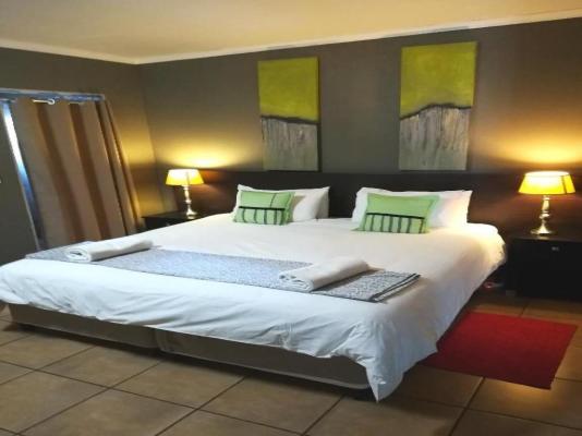 24 On Vrey Boutique Hotel - 207037