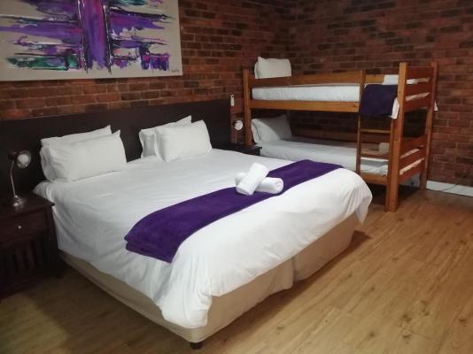 24 On Vrey Boutique Hotel - 207055