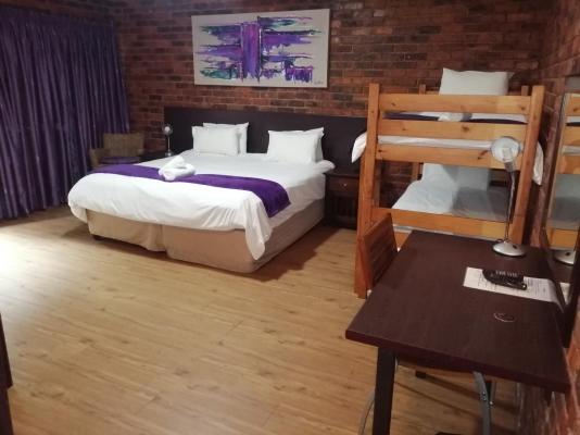 24 On Vrey Boutique Hotel - 207057