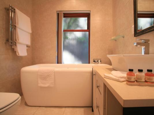 Room image 1
