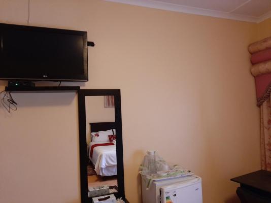 Room image 1