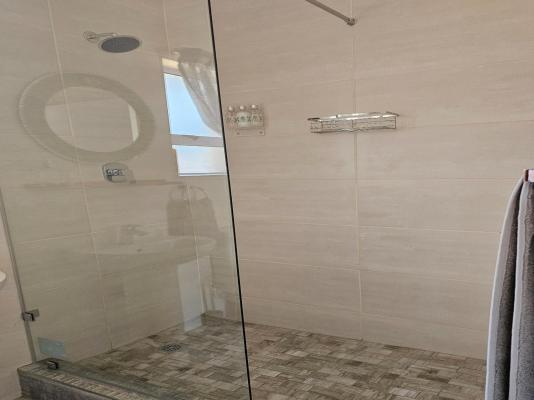 Room image 39
