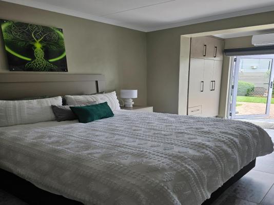 Room image 49