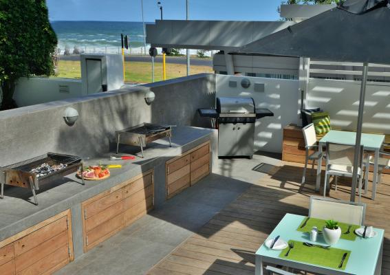 The Peninsula All-Suite Hotel - 209561