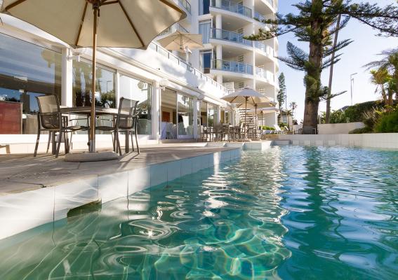 The Peninsula All-Suite Hotel - 209563