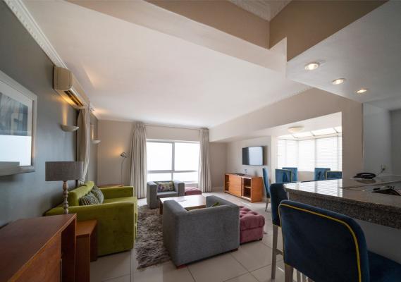 The Peninsula All-Suite Hotel - 209637