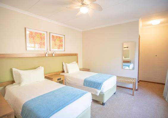 Piekenierskloof Mountain Resort - 209877