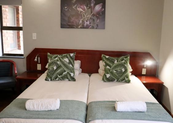 Olifants River Lodge - 210100