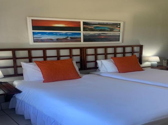 Seagulls Beach Hotel - 210281