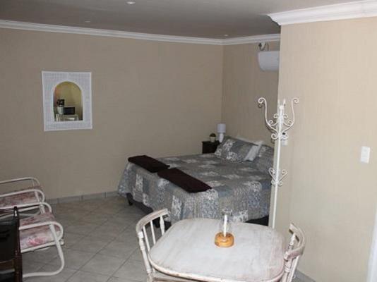 Room image 1