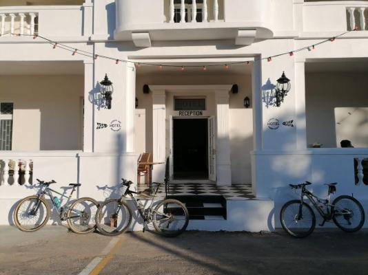 Karoo Art Hotel - 210688