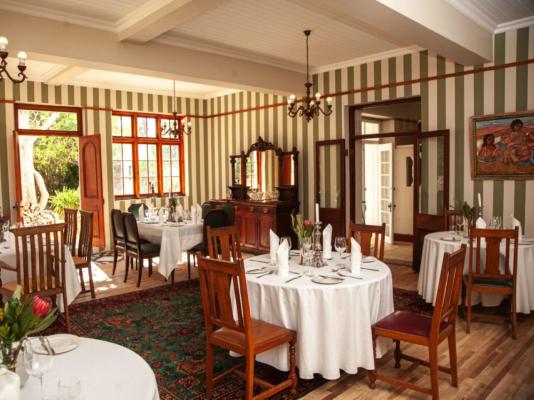 Karoo Art Hotel - 210695