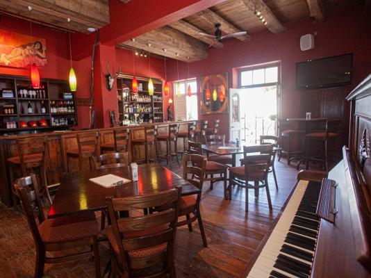 Karoo Art Hotel - 210700