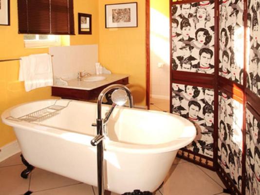 Karoo Art Hotel - 210707