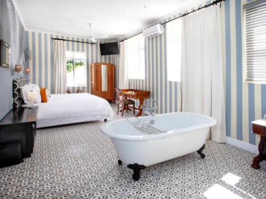 Karoo Art Hotel - 210708