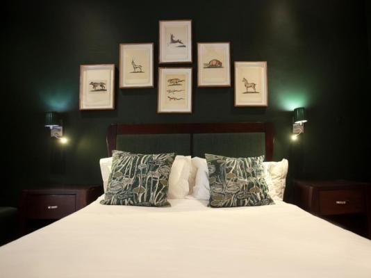 Karoo Art Hotel - 210720