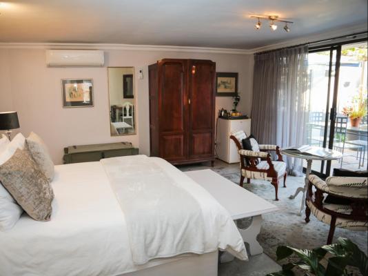Room image 14