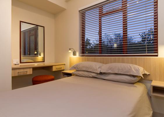 Avalon Springs - 211070