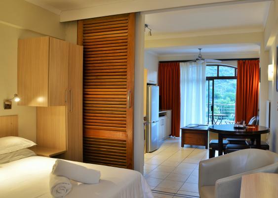 Avalon Springs - 211074