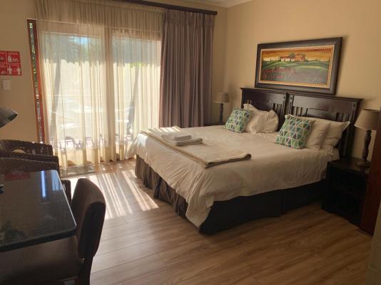 Room image 3