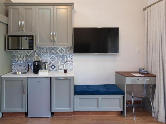 Room image 4