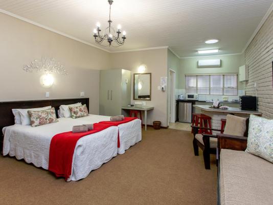Room image 3
