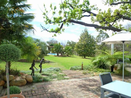 Room image 6