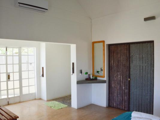 Room image 1