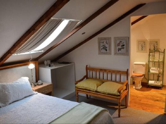 Room image 2