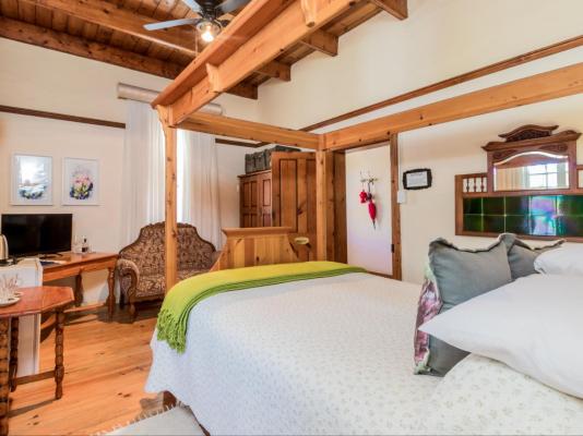Room image 8