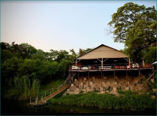 Zambezi Dusk - 214118