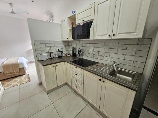 Room image 1