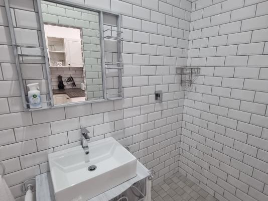 Room image 2
