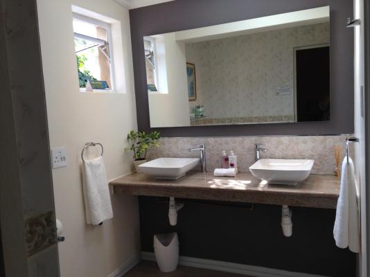 Room image 7