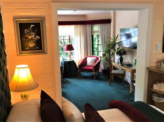 Room image 8