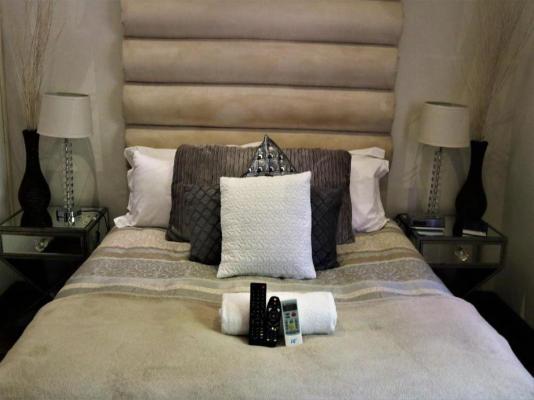 Moonriver Guest House - 215280