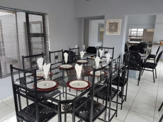 Ehrlich Park Lodge & Conference Facilities - 215293