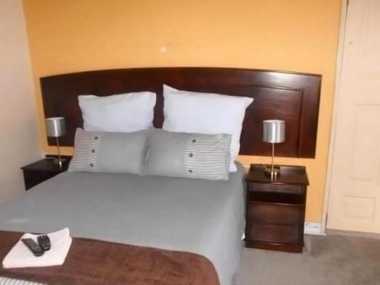 Ehrlich Park Lodge & Conference Facilities - 215299