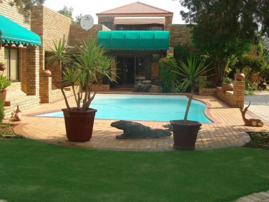 Boga Legaba Guest House & Conference Centre - 215814