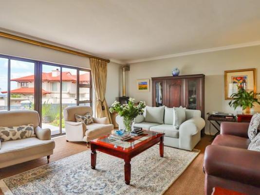 The Whale's Tale Guesthouse - 215923