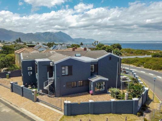 The Whale's Tale Guesthouse - 215926