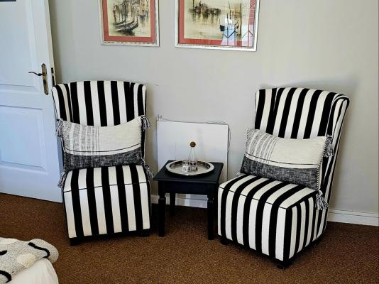 The Whale's Tale Guesthouse - 215959