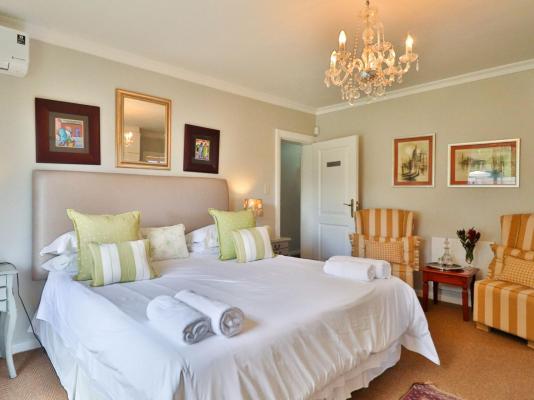 The Whale's Tale Guesthouse - 215962
