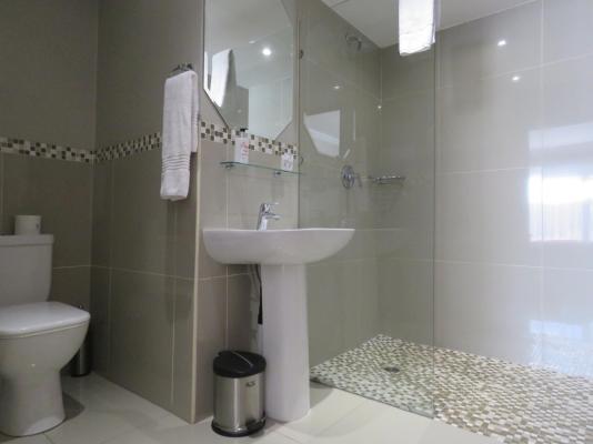 Room image 2